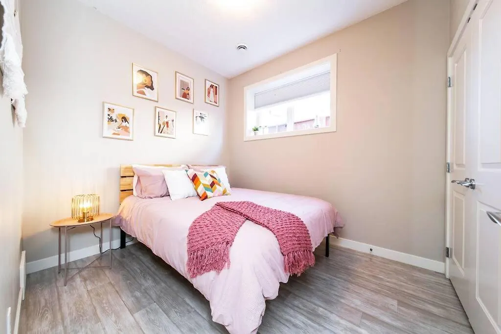 Apartman Bright Spacious Suite - King Bed - Long Stays -Wifi Edmonton